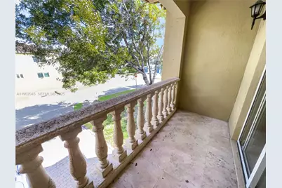 1736 NE 9th Dr #1736, Homestead, FL 33033 - Photo 25
