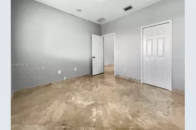 1736 NE 9th Dr #1736, Homestead, FL 33033 - Photo 9