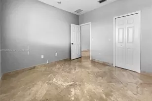 1736 NE 9th Dr, Homestead, FL 33033 - Photo 9