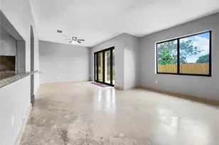 1736 NE 9th Dr, Homestead, FL 33033 - Photo 7