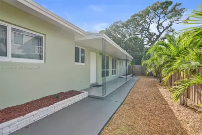 3033 NE 20th Ter, Fort Lauderdale, FL 33306 - Photo 1