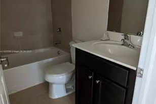 22411 SW 88th Pl, Cutler Bay, FL 33190 - Photo 7