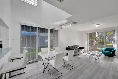 2334 SW 82nd Ter, North Lauderdale, FL 33068 - Photo 3