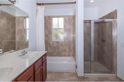 1027 NE 207th St #1027, Miami, FL 33179 - Photo 13