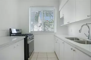 825 Jefferson Ave, Miami Beach, FL 33139 - Photo 7