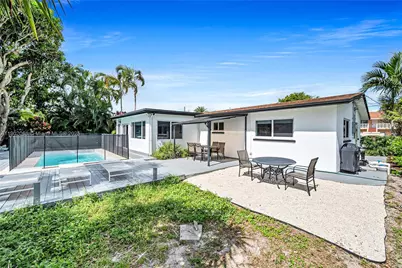 1040 NW 30th Ct, Wilton Manors, FL 33311 - Photo 13