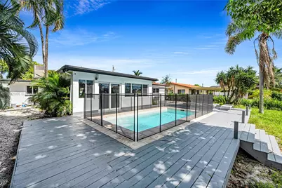 1040 NW 30th Ct, Wilton Manors, FL 33311 - Photo 11