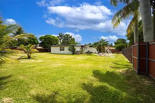13751 NE 1st Ave, Miami, FL 33161 - Photo 45