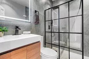 13751 NE 1st Ave, Miami, FL 33161 - Photo 11