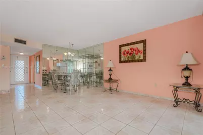 8345 Sunrise Lakes Blvd #210, Sunrise, FL 33322 - Photo 7