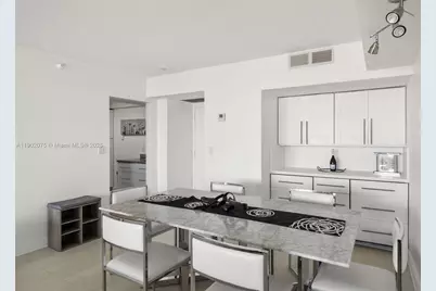 20505 E Country Club Drive #1232, Aventura, FL 33180 - Photo 11