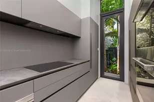 1800 W 27th St, Miami Beach, FL 33140 - Photo 19