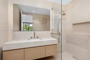 1800 W 27th St, Miami Beach, FL 33140 - Photo 53