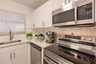 8821 W Flagler St, Miami, FL 33174 - Photo 5