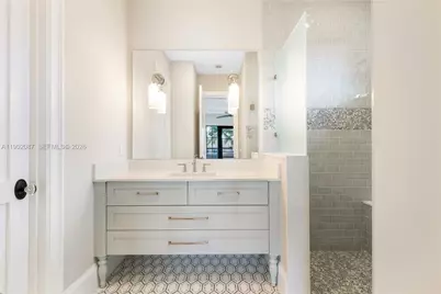 2605 Castilla Isle, Fort Lauderdale, FL 33301 - Photo 39