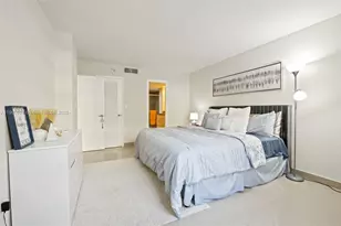 1833 S Ocean Dr, Hallandale Beach, FL 33009 - Photo 15