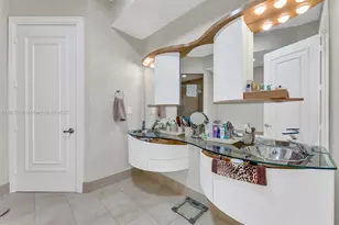 18101 Collins Ave, Sunny Isles Beach, FL 33160 - Photo 13