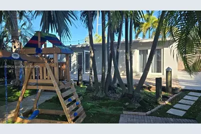 2622 Sheridan St, Hollywood, FL 33020 - Photo 3