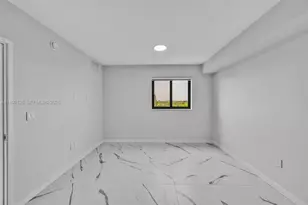 840 NE 130th St, North Miami, FL 33161 - Photo 9