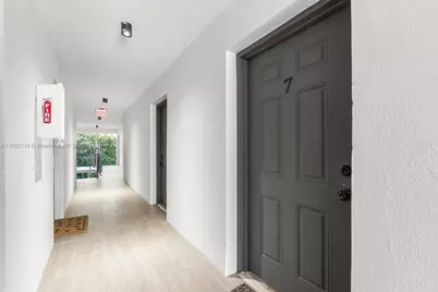 1530 Crescent Cir #8, Lake Park, FL 33403 - Photo 19