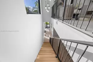 1220 NE 13th Ave, Fort Lauderdale, FL 33304 - Photo 45