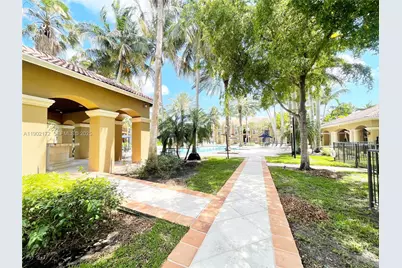 8010 N Nob Hill Rd #102, Tamarac, FL 33321 - Photo 31