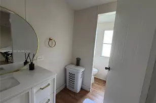 575 SW 131st Ave, Davie, FL 33325 - Photo 11