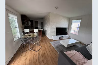 575 SW 131st Ave, Davie, FL 33325 - Photo 5