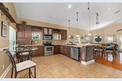 12350 Cessna Ter, Port Saint Lucie, FL 34987 - Photo 3