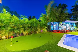 710 NE 141st St, North Miami, FL 33161 - Photo 49