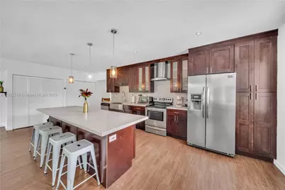 710 NE 141st St, North Miami, FL 33161 - Photo 7