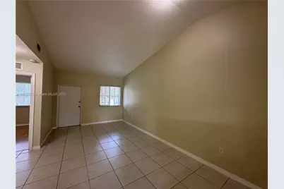 2921 SE 12th Rd #203-56, Homestead, FL 33035 - Photo 3