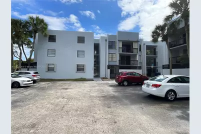 10825 SW 112th Ave #304, Miami, FL 33176 - Photo 1