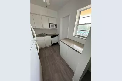 20201 NE 29th Ct #D329, Aventura, FL 33180 - Photo 23