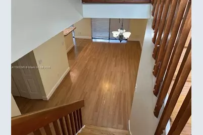 311 NW 103rd Ter #311, Pembroke Pines, FL 33026 - Photo 5