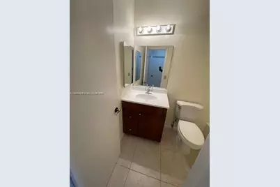 311 NW 103rd Ter #311, Pembroke Pines, FL 33026 - Photo 7