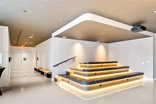 159 NE 6th St, Miami, FL 33132 - Photo 35