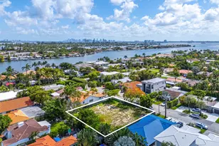 8821 and 8835 Froude Ave, Surfside, FL 33154 - Photo 3