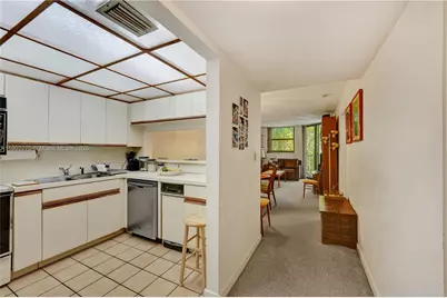 101 Ocean Lane Dr #205, Key Biscayne, FL 33149 - Photo 5
