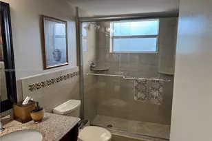 8330 Sands Point Blvd, Tamarac, FL 33321 - Photo 13