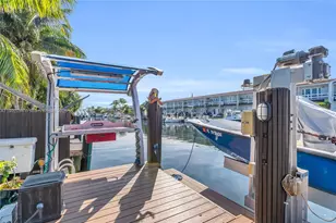 2108 NE 124th St, North Miami, FL 33181 - Photo 33