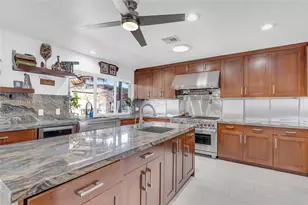 2108 NE 124th St, North Miami, FL 33181 - Photo 15
