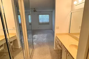 1251 SW 125th Ave, Pembroke Pines, FL 33027 - Photo 17
