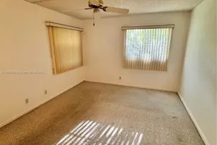 1251 SW 125th Ave, Pembroke Pines, FL 33027 - Photo 19