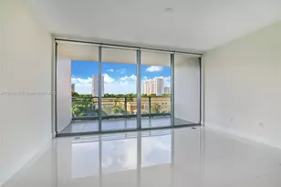 2950 NE 188th St, Aventura, FL 33180 - Photo 11