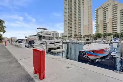 3370 Hidden Bay Dr #1702, Aventura, FL 33180 - Photo 43