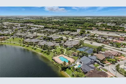 6825 NW 169th St #54H, Hialeah, FL 33015 - Photo 41