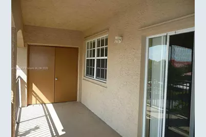 11701 SW 2nd St #5305, Pembroke Pines, FL 33025 - Photo 3