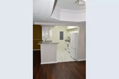 11701 SW 2nd St #5305, Pembroke Pines, FL 33025 - Photo 17