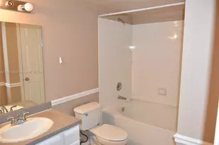 11701 SW 2nd St, Pembroke Pines, FL 33025 - Photo 21